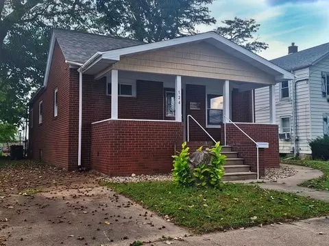 124 S Everett St, Streator, IL 61364