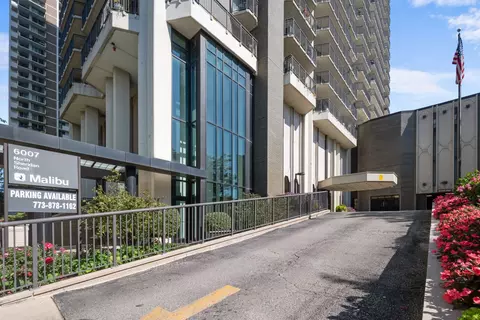 6007 N Sheridan Rd #11K, Chicago, IL 60660