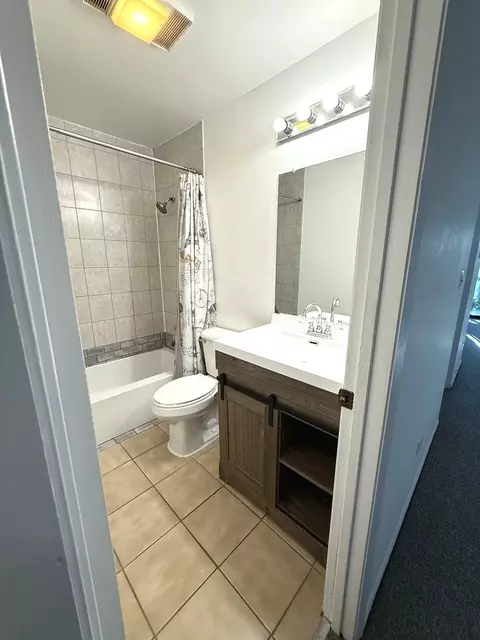 271 Northgate Pkwy #E, Wheeling, IL 60090 photo 5