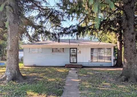417 W Terrace St, Villa Park, IL 60181