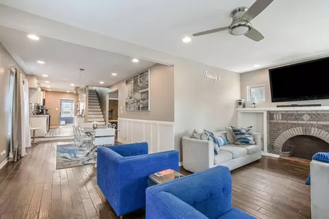 Living - 1523 E 85th St, Chicago, IL 60619 photo 1 of 3
