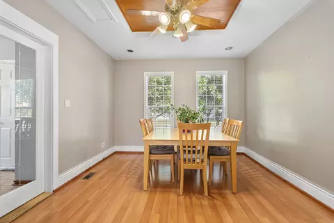 Dining - 302 Griswold St, Elgin, IL 60123 photo 1 of 1