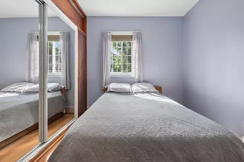 Bedroom - 302 Griswold St, Elgin, IL 60123 photo 1 of 3