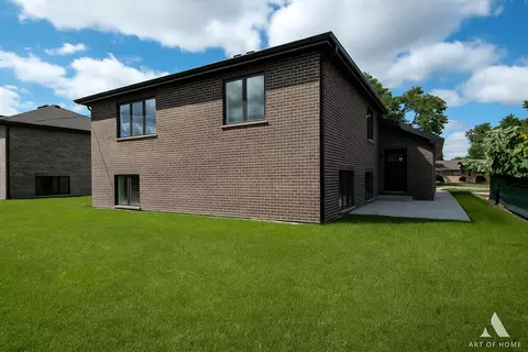 Exterior - 7945 W 73 Pl, Bridgeview, IL 60455 photo 3 of 7