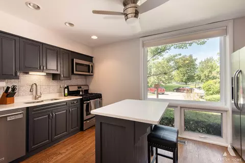 Kitchen - 4 Birch Tree Ct, Elmhurst, IL 60126 photo 2 of 6