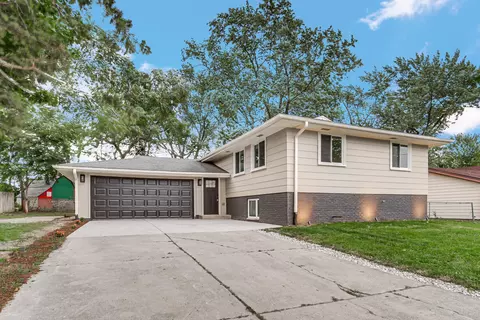 519 S Springinsguth Rd, Schaumburg, IL 60193