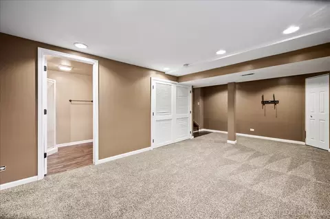 Other - 2155 Grayhawk Dr, Aurora, IL 60503 photo 7 of 8