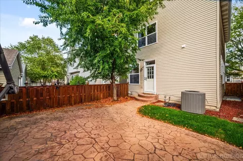 Exterior - 2155 Grayhawk Dr, Aurora, IL 60503 photo 4 of 4