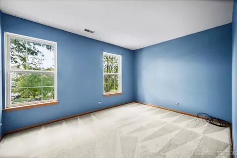 Bedroom - 2155 Grayhawk Dr, Aurora, IL 60503 photo 3 of 3
