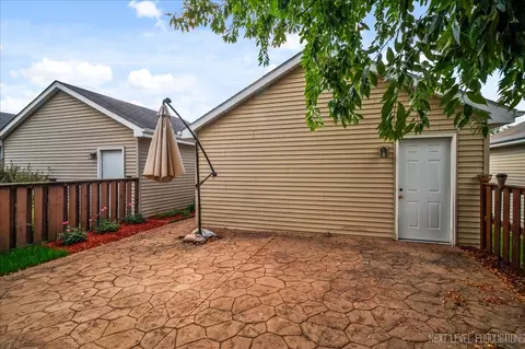 Exterior - 2155 Grayhawk Dr, Aurora, IL 60503 photo 3 of 4