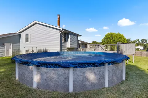9885 Highstone Dr, Roscoe, IL 61073 photo 24