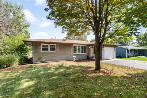 Exterior - 4712 Gregory St, Mchenry, IL 60051 photo 2 of 7