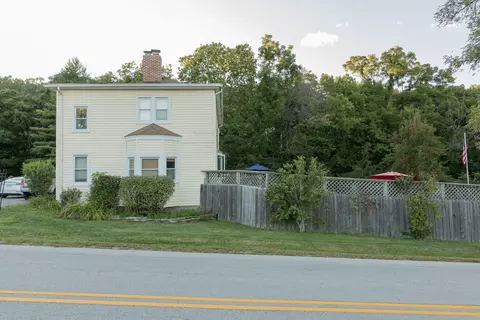 6 N630 Illinois St, Saint Charles, IL 60174