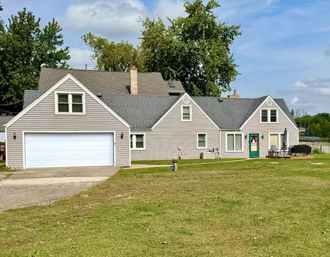 4400 Riverside Dr, Crystal Lake, IL 60014