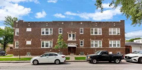 2554 N Oak Park Ave, Chicago, IL 60707