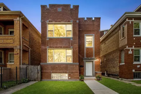 6806 S Rockwell St, Chicago, IL 60629