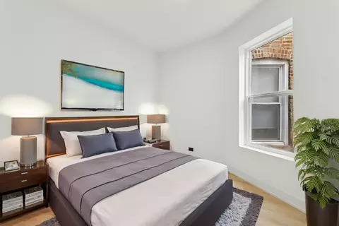 Bedroom - 6430 S Eberhart Ave, Chicago, IL 60637 photo 7 of 10