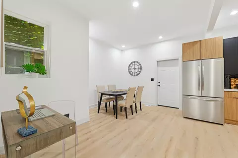 Dining - 6430 S Eberhart Ave, Chicago, IL 60637 photo 1 of 1