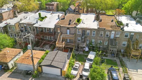 View/Area - 6430 S Eberhart Ave, Chicago, IL 60637 photo 1 of 2