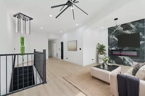 Other - 6430 S Eberhart Ave, Chicago, IL 60637 photo 2 of 4