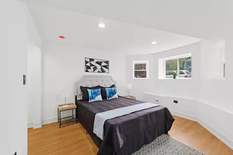Bedroom - 6430 S Eberhart Ave, Chicago, IL 60637 photo 3 of 10
