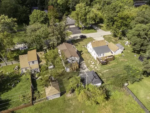 View/Area - 320 Glenwood Ave, Mchenry, IL 60051 photo 5 of 9