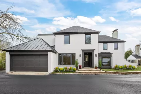 22 Lakeview Ter, Highland Park, IL 60035