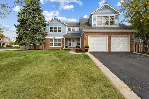 531 Salceda Ln, Mundelein, IL 60060