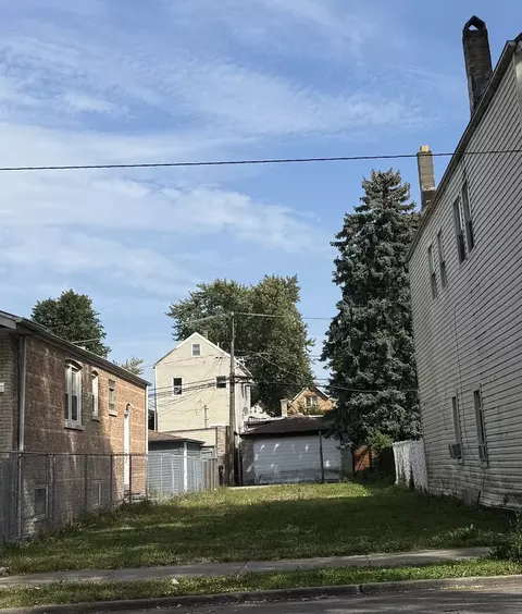 4749 S Loomis Blvd, Chicago, IL 60609