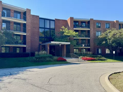 1415 E Central Rd #301A, Arlington Heights, IL 60005