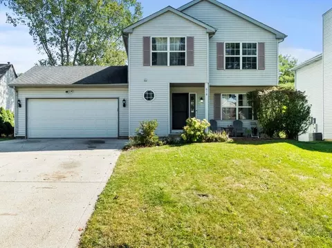 618 Grace Dr, Lake In The Hills, IL 60156
