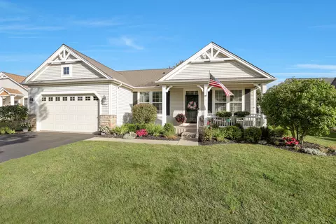 13012 Summerview Dr, Huntley, IL 60142