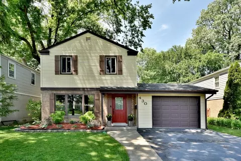 430 S Dryden Pl, Arlington Heights, IL 60005