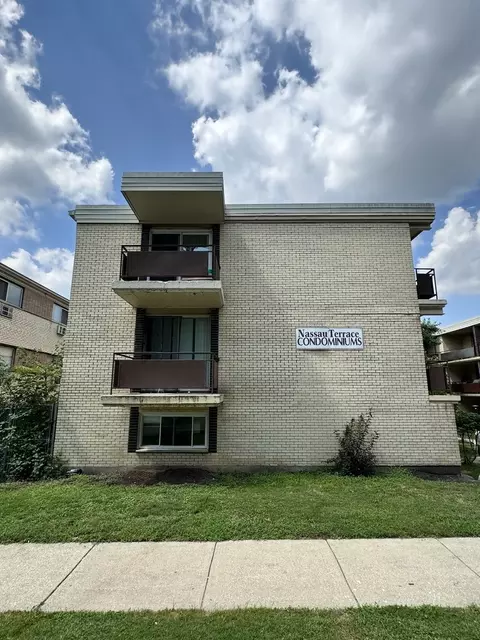 12548 Fairview Ave #2A, Blue Island, IL 60406