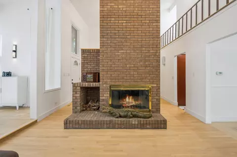 6575 N Caldwell Ave, Chicago, IL 60646 photo 6