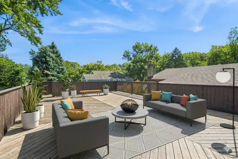 6575 N Caldwell Ave, Chicago, IL 60646 photo 28