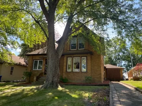 601 Erie St, Spring Valley, IL 61362 photo 2