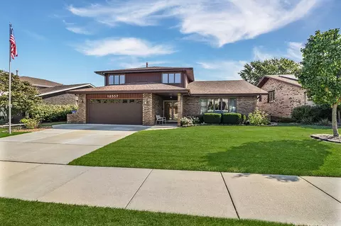 12557 S Mason Ave, Alsip, IL 60803