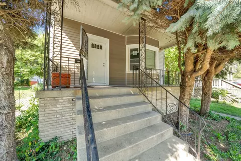 11548 S State St, Chicago, IL 60628
