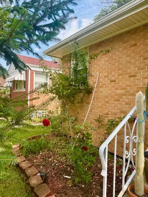 Exterior - 2235 S 18th Ave, Broadview, IL 60155 photo 1 of 6