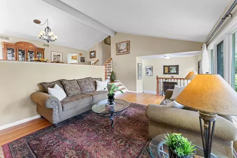 228 Mark Dr, Glenview, IL 60025 photo 6
