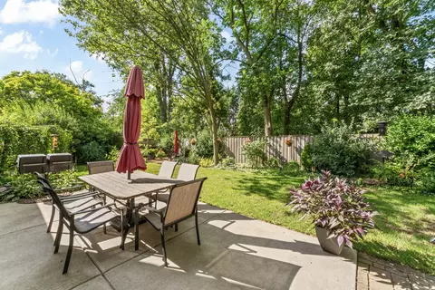 228 Mark Dr, Glenview, IL 60025 photo 31