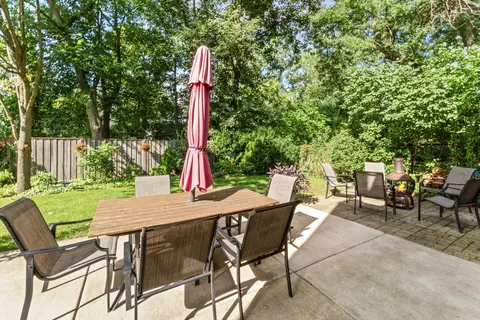 228 Mark Dr, Glenview, IL 60025 photo 32