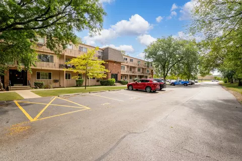Exterior - 2504 Algonquin Rd #14, Rolling Meadows, IL 60008 photo 1 of 2