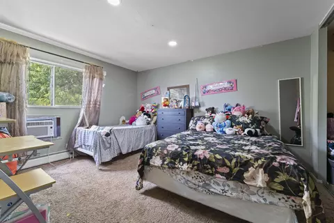 Bedroom - 2504 Algonquin Rd #14, Rolling Meadows, IL 60008 photo 3 of 6