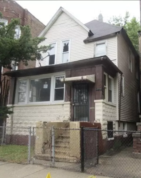 8017 S Escanaba Ave, Chicago, IL 60617