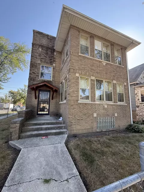5901 W Rice St, Chicago, IL 60651