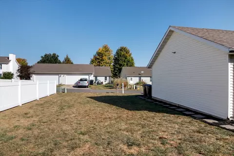 910 Drayton St, Normal, IL 61761 photo 28