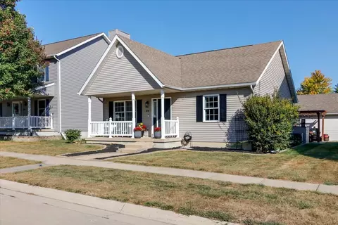 910 Drayton St, Normal, IL 61761 photo 2