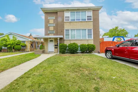 5116 W 79th St, Burbank, IL 60459